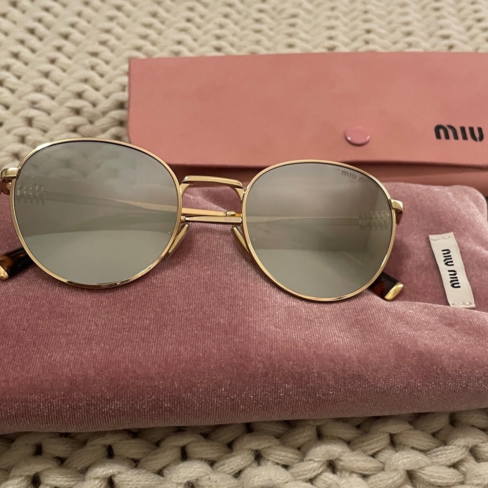 Miu Miu Gold Round Metal Frame Sunglasses with Light Reflective Lenses - Picture 2 of 9